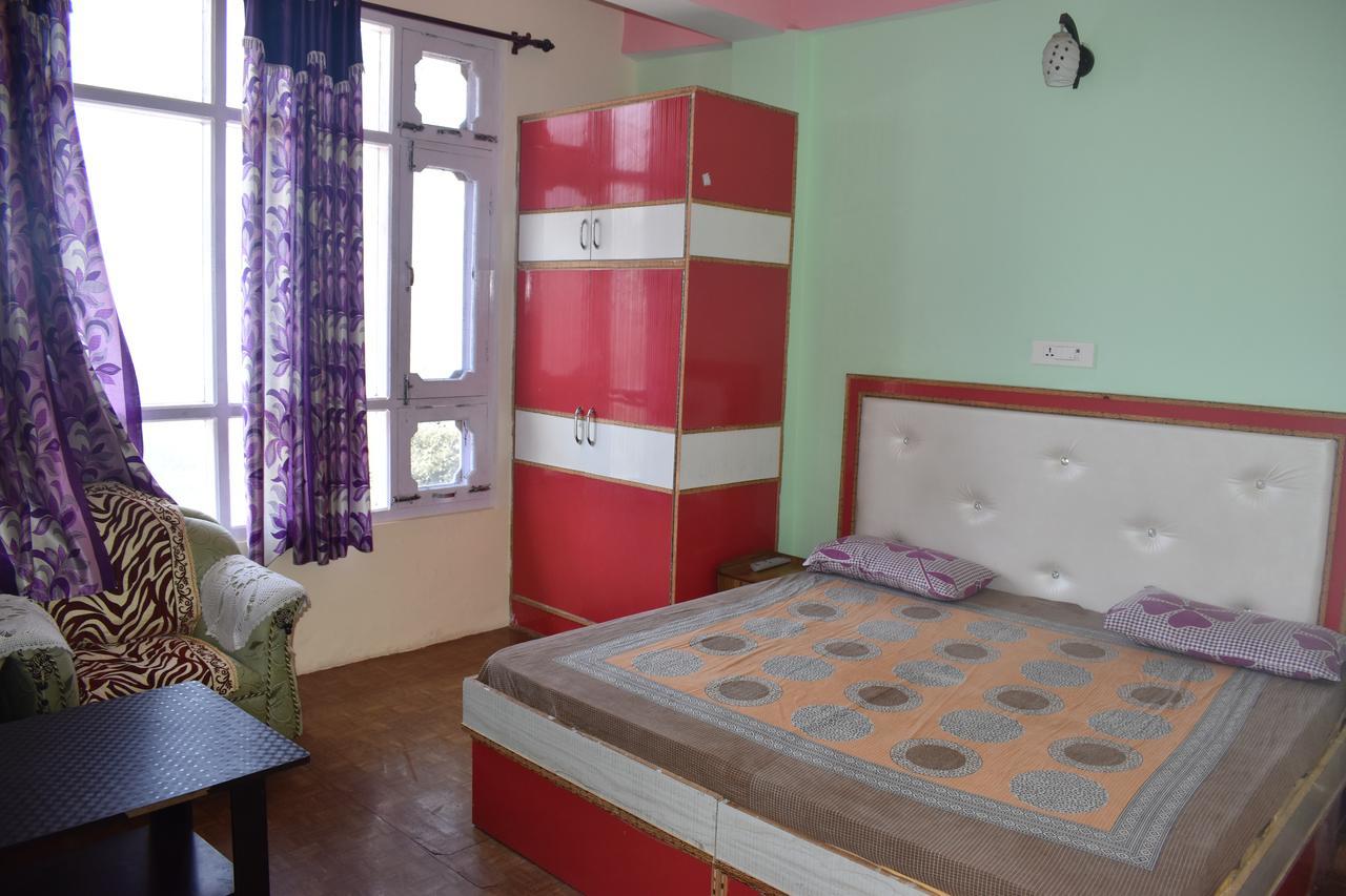 Hotel Snow Flake Rāmpur Exterior foto